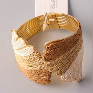 Elegant Gold and Cream Woven Women's Bracelet